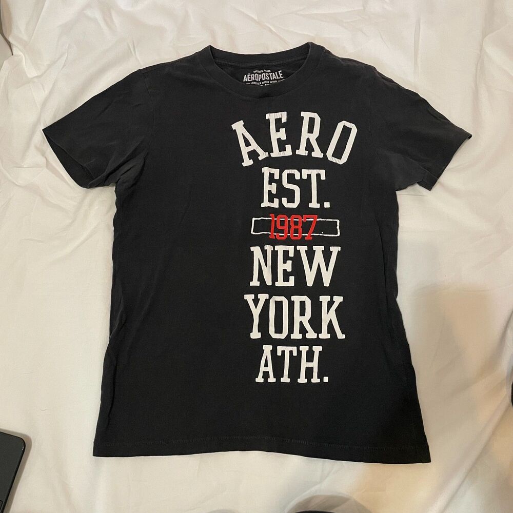 vintage 2000s y2k aeropostale tee